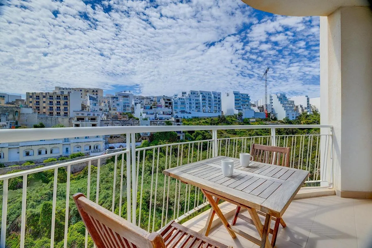 Modern Apartment Steps From Balluta Bay Sliema Malta