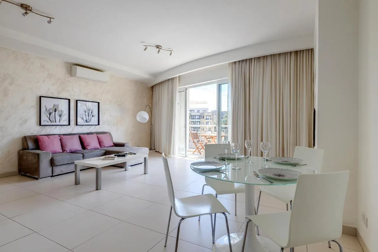 Modern Apartment Steps From Balluta Bay Sliema Malta